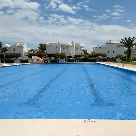Moderno Playa Laguna *