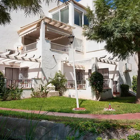 Moderno Playa Laguna Apartment *