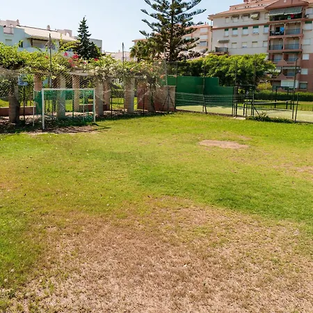 Moderno Playa Laguna Apartment